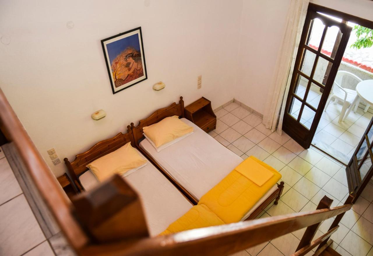 Amalia Apartments Кукунарис Экстерьер фото
