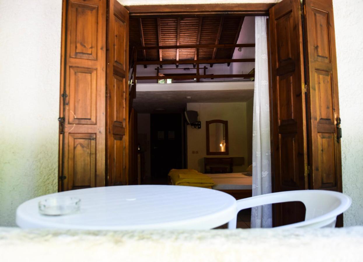 Amalia Apartments Кукунарис Экстерьер фото