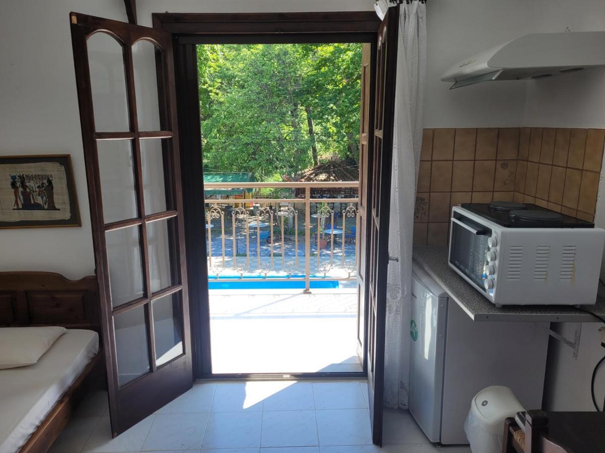 Amalia Apartments Кукунарис Экстерьер фото